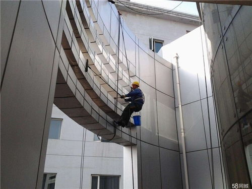 蜘蛛侠高空工程 汉南高空除尘，守护城市天际线